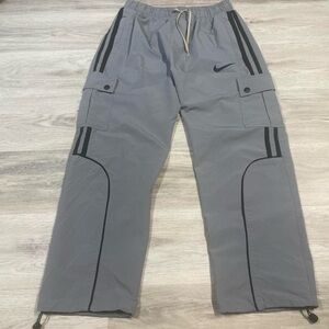 Y2K Nike Men's Cargo track Pants in Gray with Black Accents
